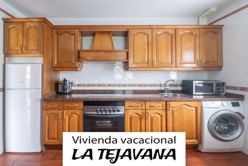 Vivienda Vacacional La Tejavana Llames de Pria Bagian luar foto